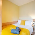 22 - Superb & Spacious Duplex - Sleeps 6 - Free Parking *