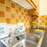 Дом отдыха 22 - Superb & Spacious Duplex - Sleeps 6 - Free Parking