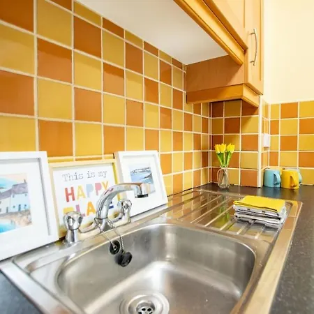 度假居 22 - Superb & Spacious Duplex - Sleeps 6 - Free Parking