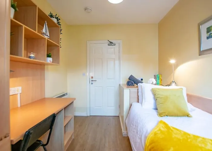 22 - Spacious Duplex By Shortstays Feriehus Galway